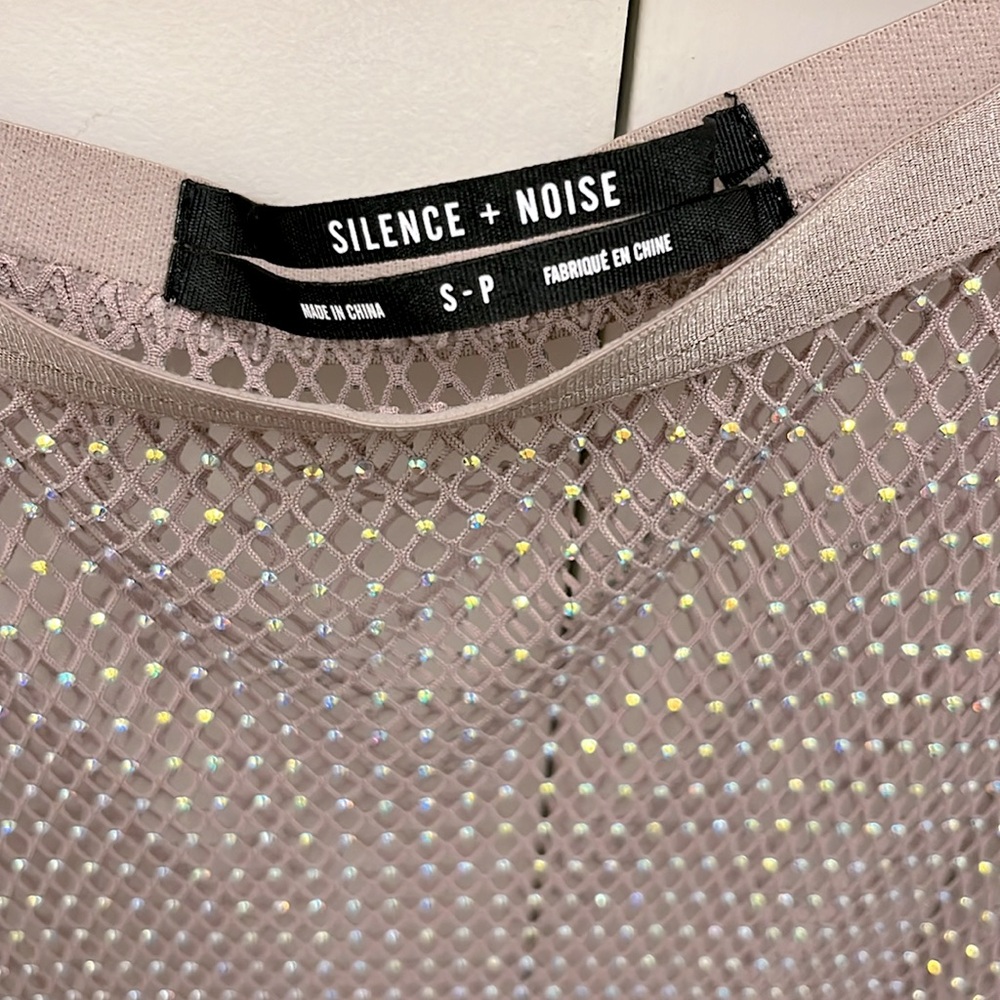 {{uo}} Mesh Fishnet Diamanté Skirt - Picture 7 of 7